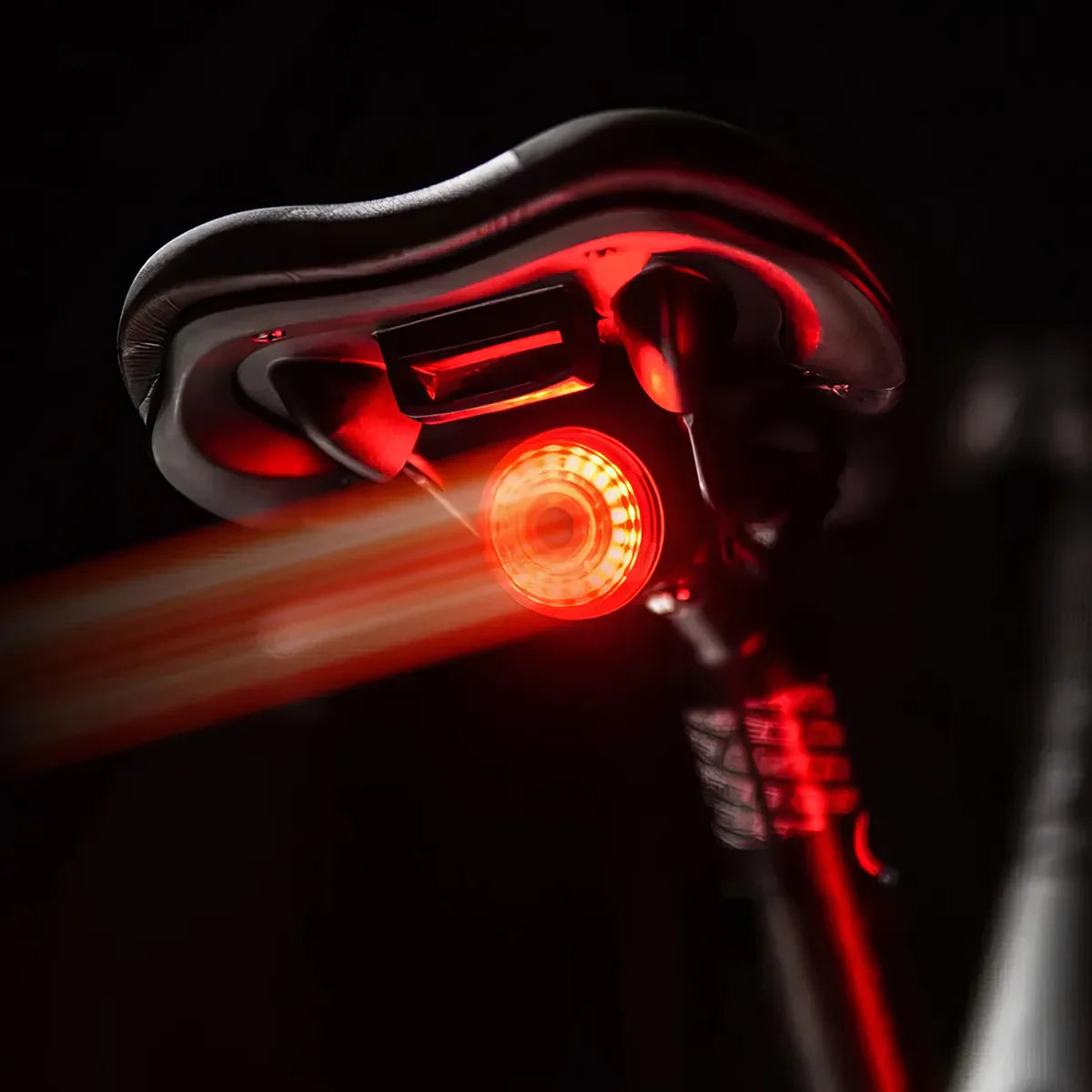 Pastel braSmart Auto Brake Cycling Taillight: Illuminate Your Ride with Safety and Style