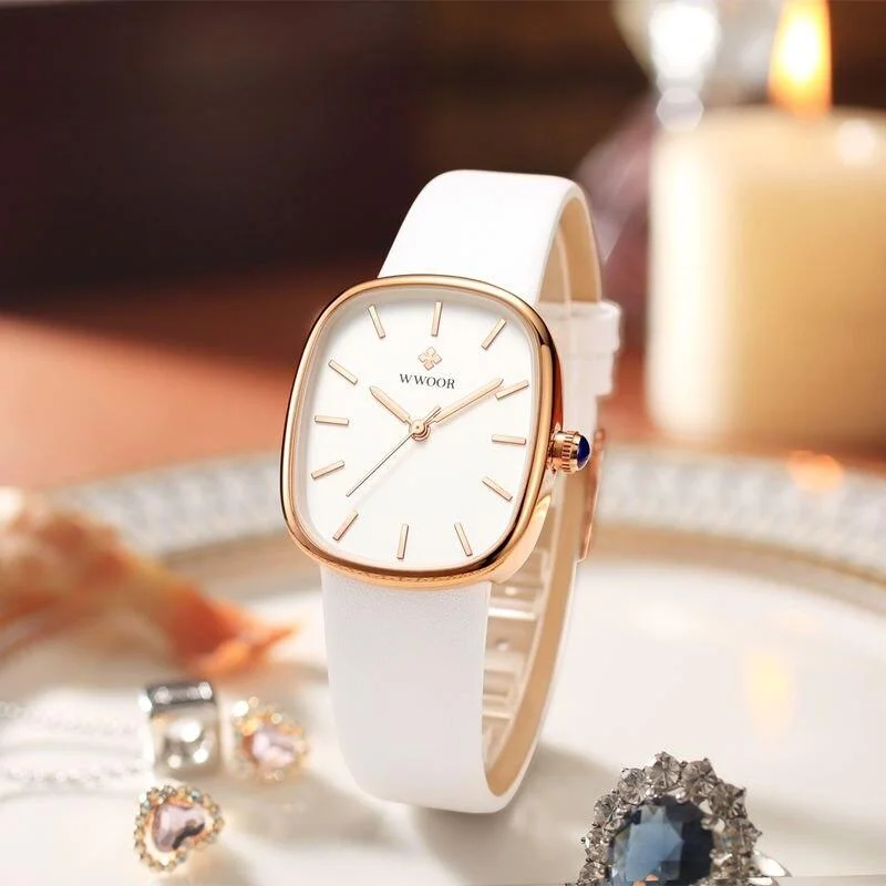 Unpadded braLuxury Leather Quartz Bracelet Watch for Women