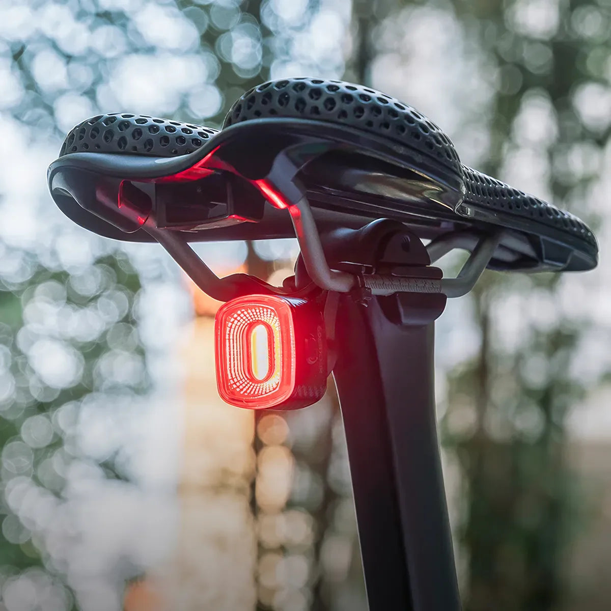 Metallic braSmart Brake Tail Light: Enhance Your Bike's Safety