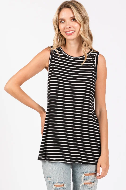 High-visibility jacketBlack Striped Tank Top