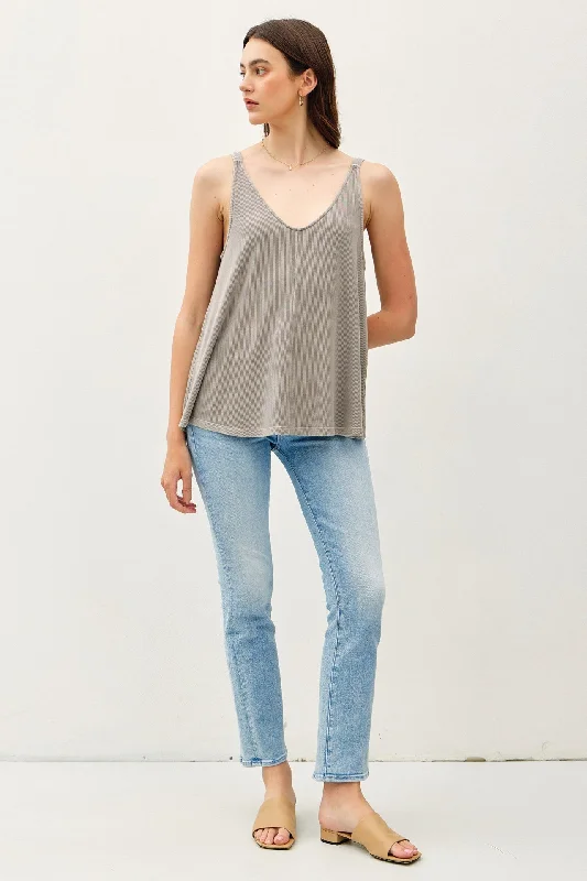 Breathable hoodieGrey Ribbed V-Neck Flowy Tank