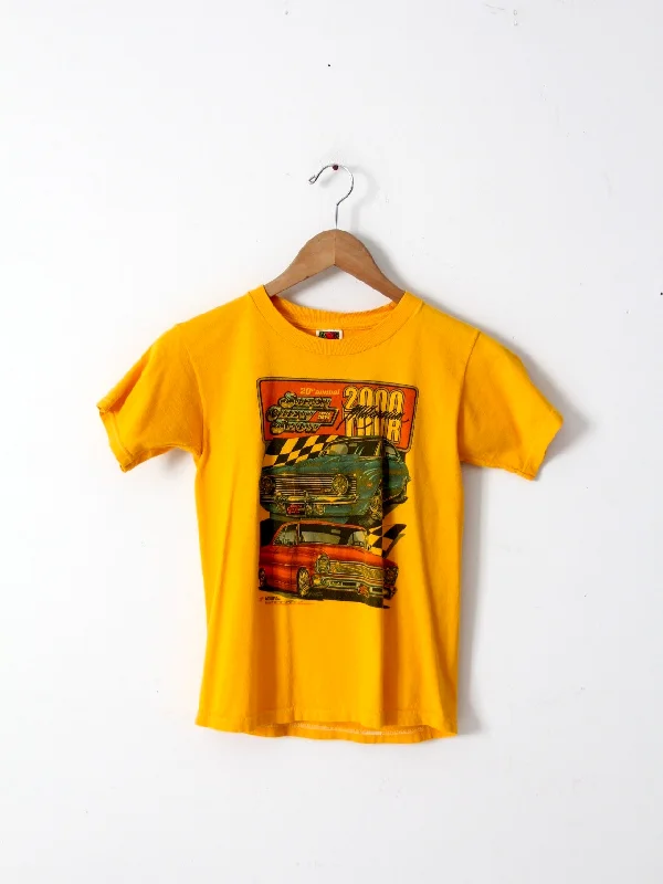 vintage Super Chevy Show graphic teeHiking T-Shirts